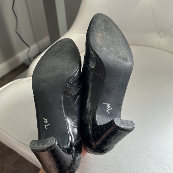 Vaneli black crocodile pumps - Picture 4 of 5